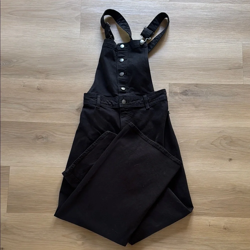 Universal Thread Black Wide-Leg Denim Overalls